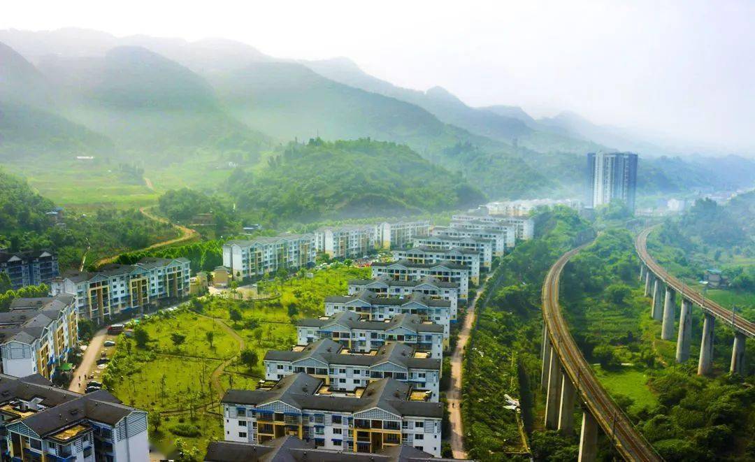 龙桥街道:星光不负赶路人 十年见证"龙桥跨度"_发展_涪陵区_企业