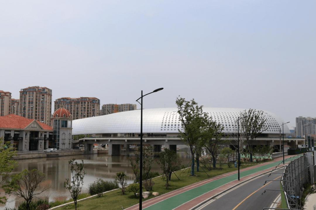 串场河廊桥 图源网络这既是观光桥,也是一个商业桥,在方便市民通行