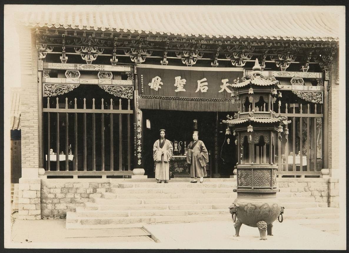 老照片,上世纪二十年代的大连,普通老百姓生活十分艰难_岗子_大豆