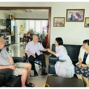 市科协拜访慰问钟世镇院士_研究_解剖学_临床