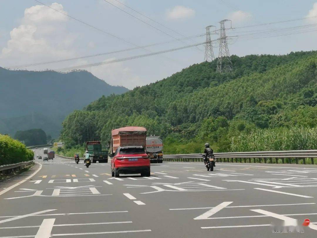 广西六钦高速公路图片
