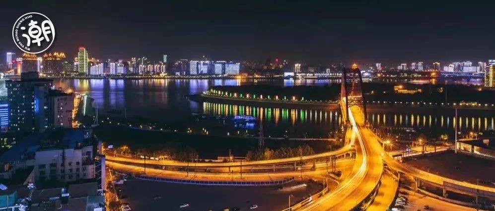 在吗?20张武汉深夜美图送给你……_汉口_夜晚_高楼