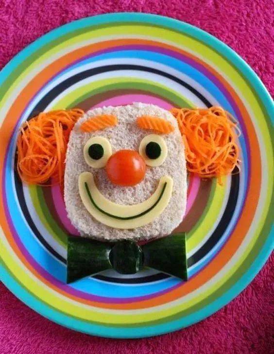 创意三明治早餐~变着花样做早餐,孩子超爱吃!_镂空_造型_面包