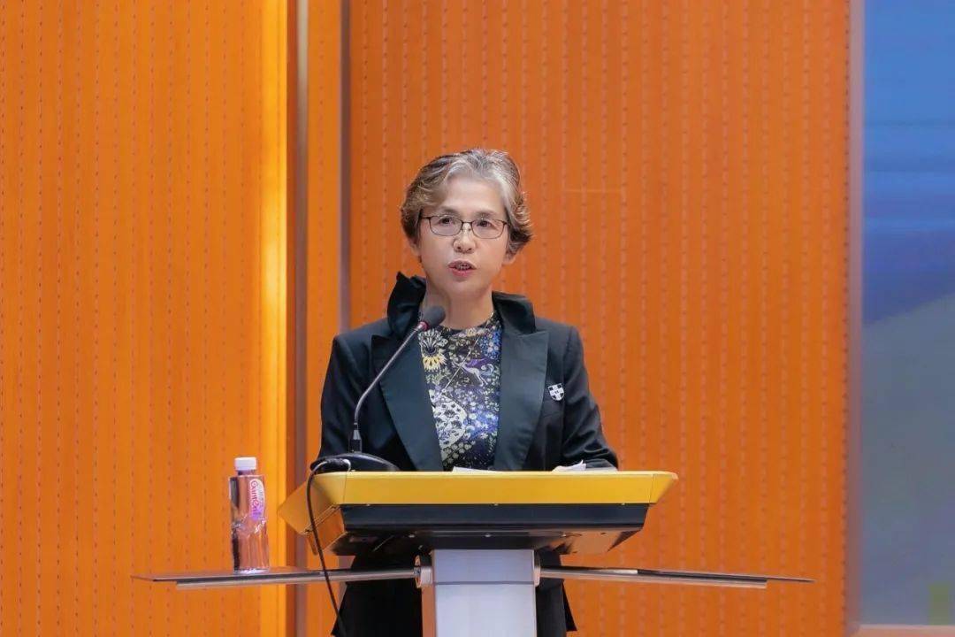 匠心逐梦 启航新程 | 黑龙江外国语学院校长刘英为在校师生讲授"开学