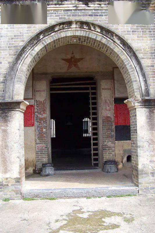 9月29,30,10月4,5,6号武宣将军第葵花 八仙天池休闲一日活动_刘炳