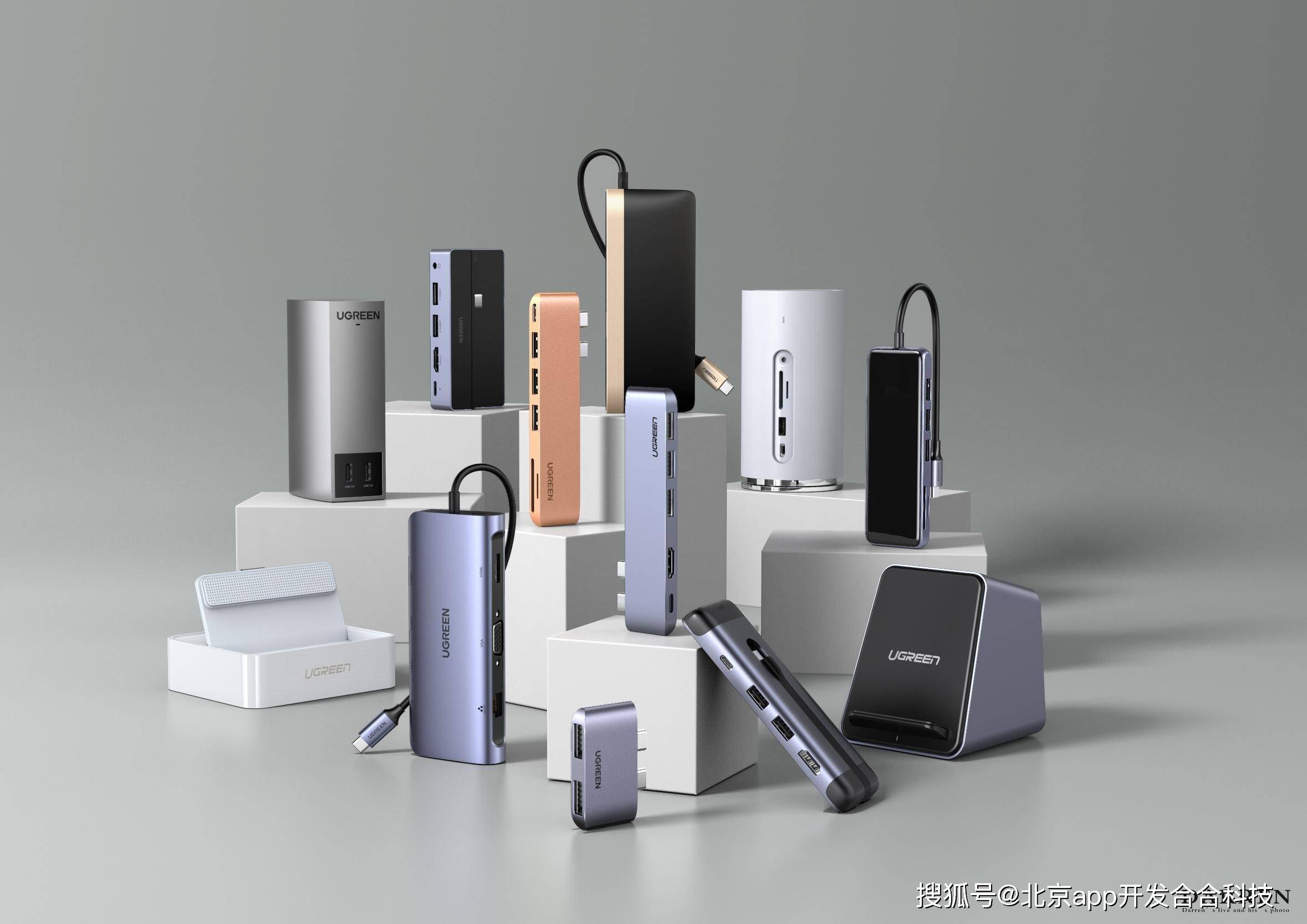 【1】电子产品展示打开商城首页,就可以直接看到电子产品的展示.