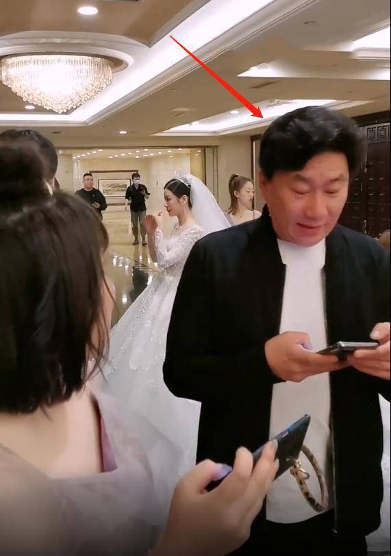 "谢永强"婚礼曝光,95后娇美新娘比王小蒙还美!