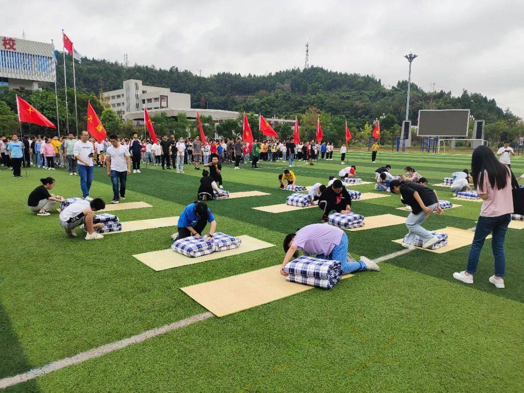 南部中学思源校区开展新生"入学养成教育"训练_张慧泽_三桥_全体学生
