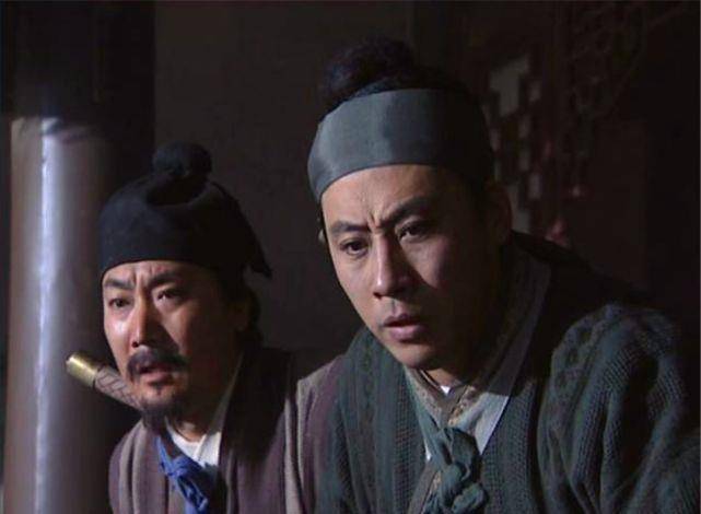 全书石秀最出彩的地方在于劫法场救卢俊义一事,当时梁中书怕夜长梦多