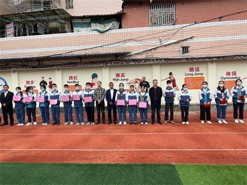 开江县普安中学举行2021—2022年度优秀学生颁奖典礼