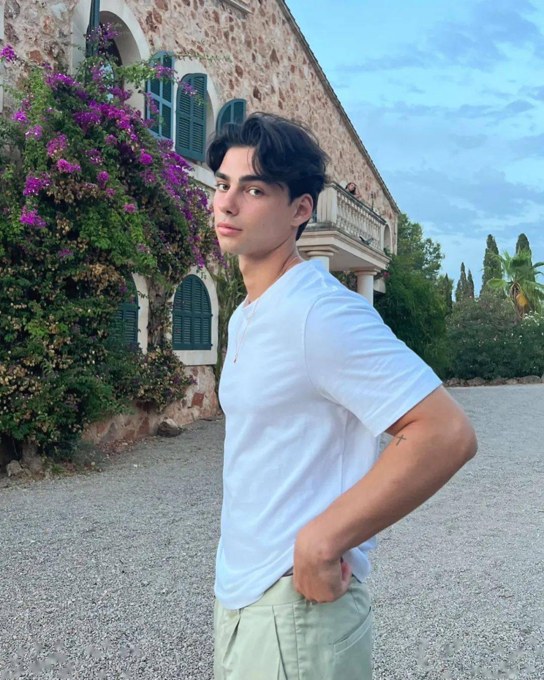 德国时尚界力捧的小鲜肉,唯一的缺点就是大腿有点粗!_jacob_rott_颜系