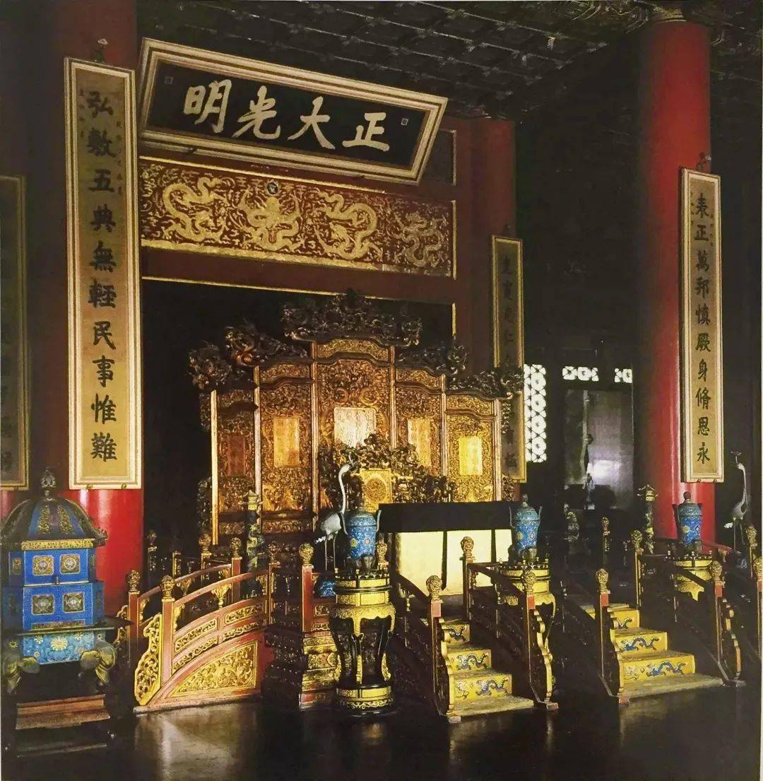 中国　ハン紅釉福寿紋　大壺　隆砡珍蔵　送料込み250629 中国 ハン紅釉福寿紋 大壺 隆砡珍蔵 送料込み250629 - メルカリ