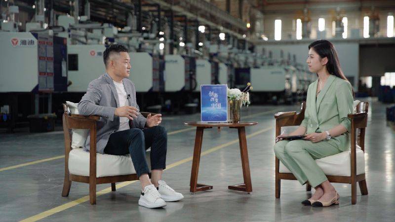 创新改变中国 | 打破续航"魔咒" 科技助力幸福骑行_雅迪_王家中_绿色