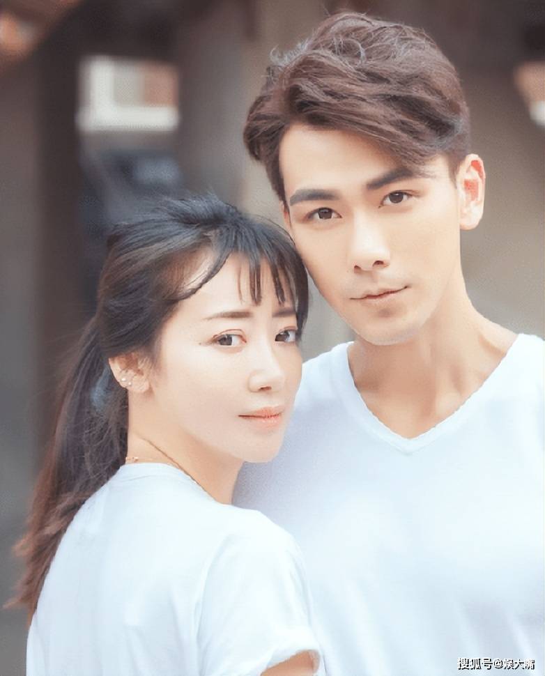 戏中渣男戴向宇,生活中居然这么优秀!