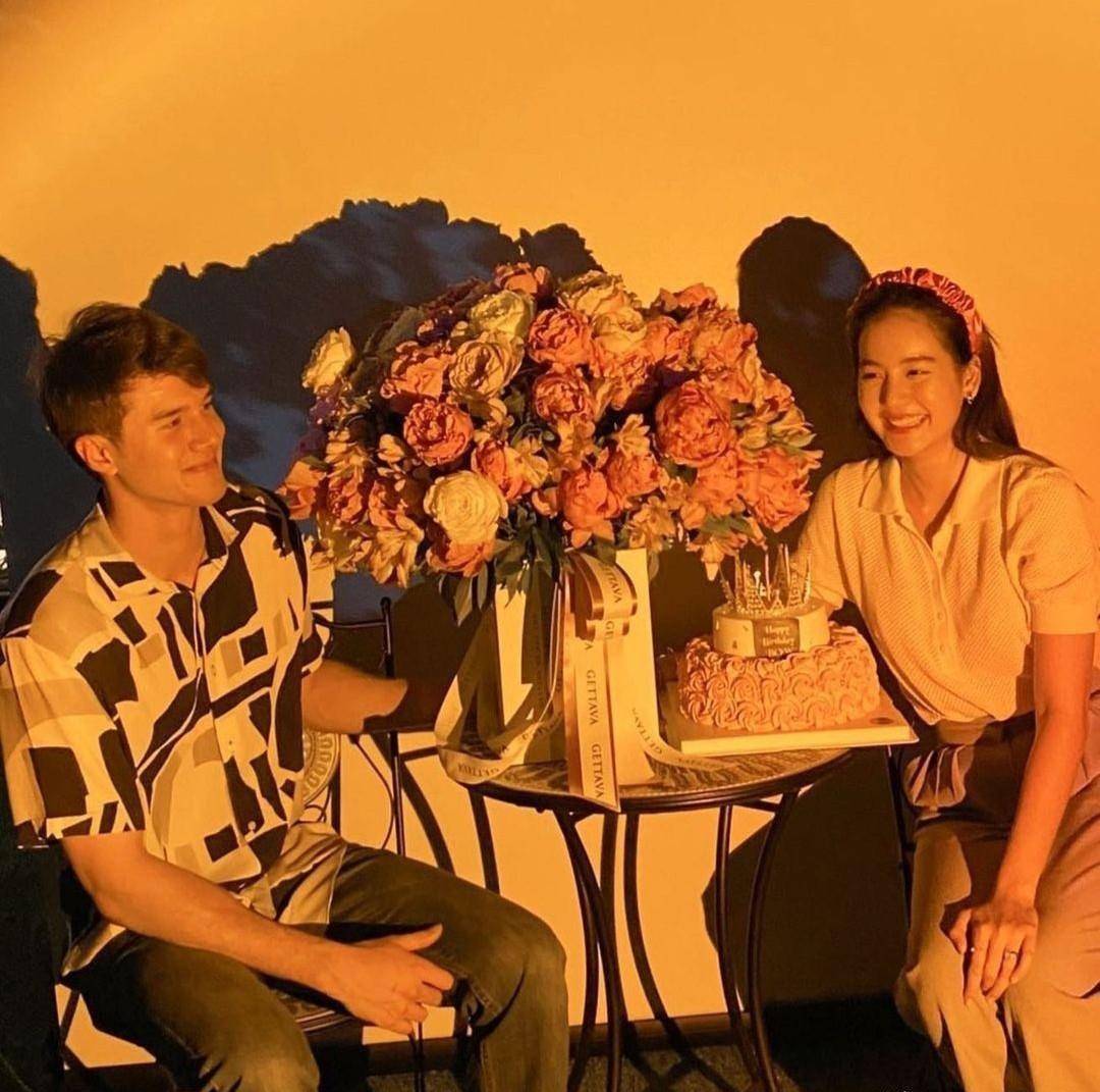 泰星bow在泪水中公开与mik分手细节:他总是说他累了,分手更好些_节目