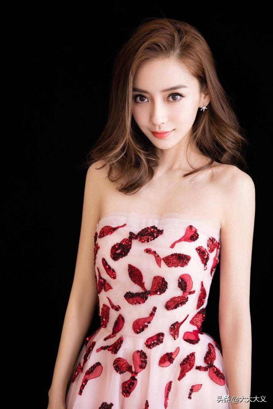 杨颖抹身材装 惊艳瞬间 仙气飘飘尽显时尚气质 太让人喜欢了啦_质疑