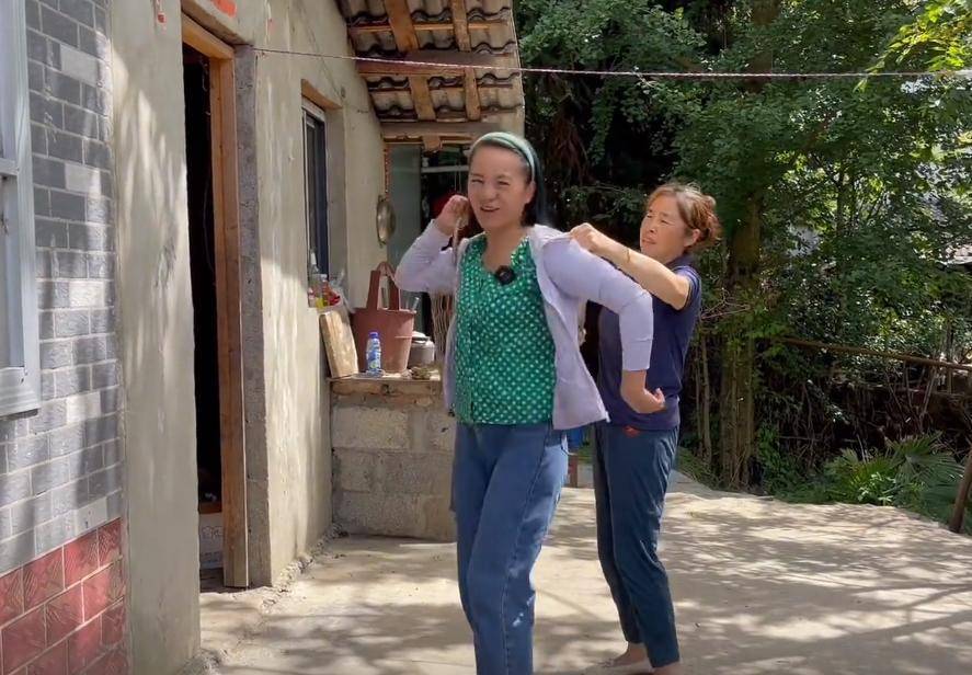 土家小木与小凤约定相聚杭州,却被小凤拒之门外,真实目的首曝光_直播