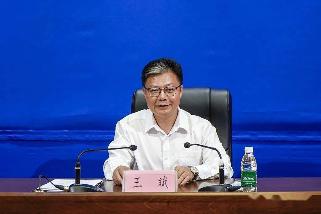 2022年多彩庐山·云上绘秋赏枫文化旅游节暨世界油画大师庐山创作月