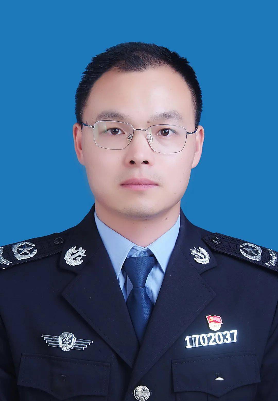 榜样张大龙用人民调解筑牢和谐稳定的第一道防线