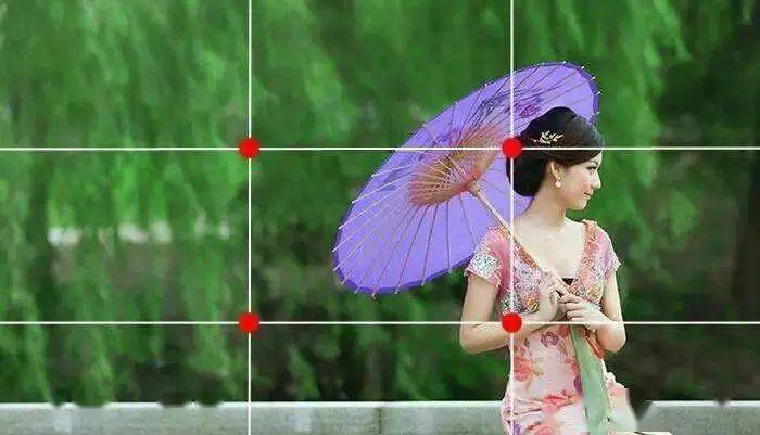 【摄影讲评】掌握这5种构图方法就够用了 第2016讲?_进行_照片_画面