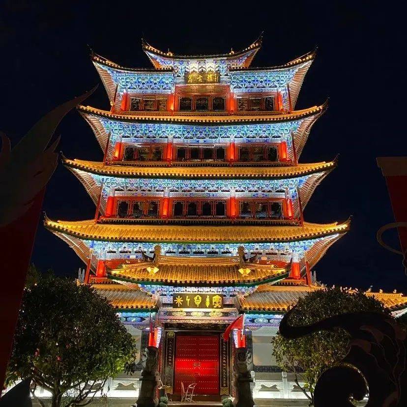 走进狮子山 以另一种方式打开丽江古城的夜_景区_游客_夜间