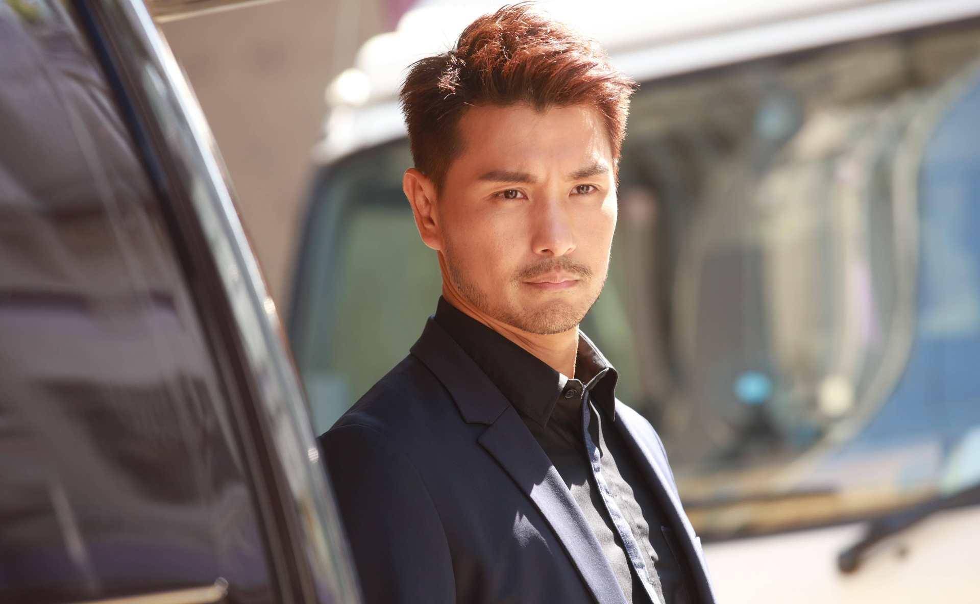 tvb视帝陈展鹏多次被传遭公司冷待,当事人亲解真相_合作_观众_剧中