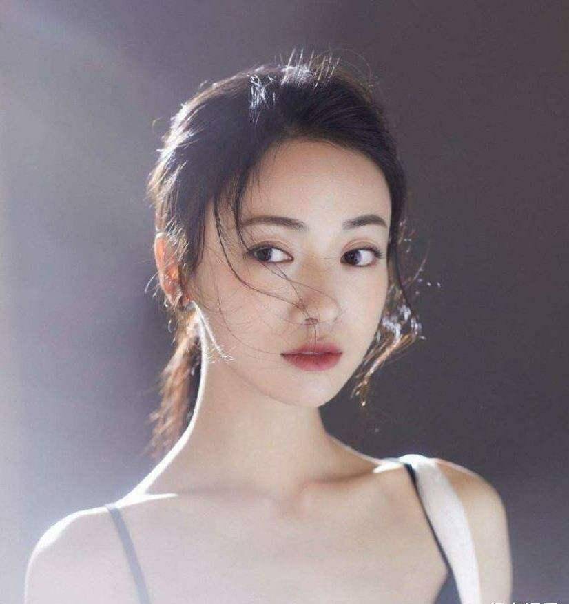 吴谨言:谨言不慎行,爆红又遇冷!