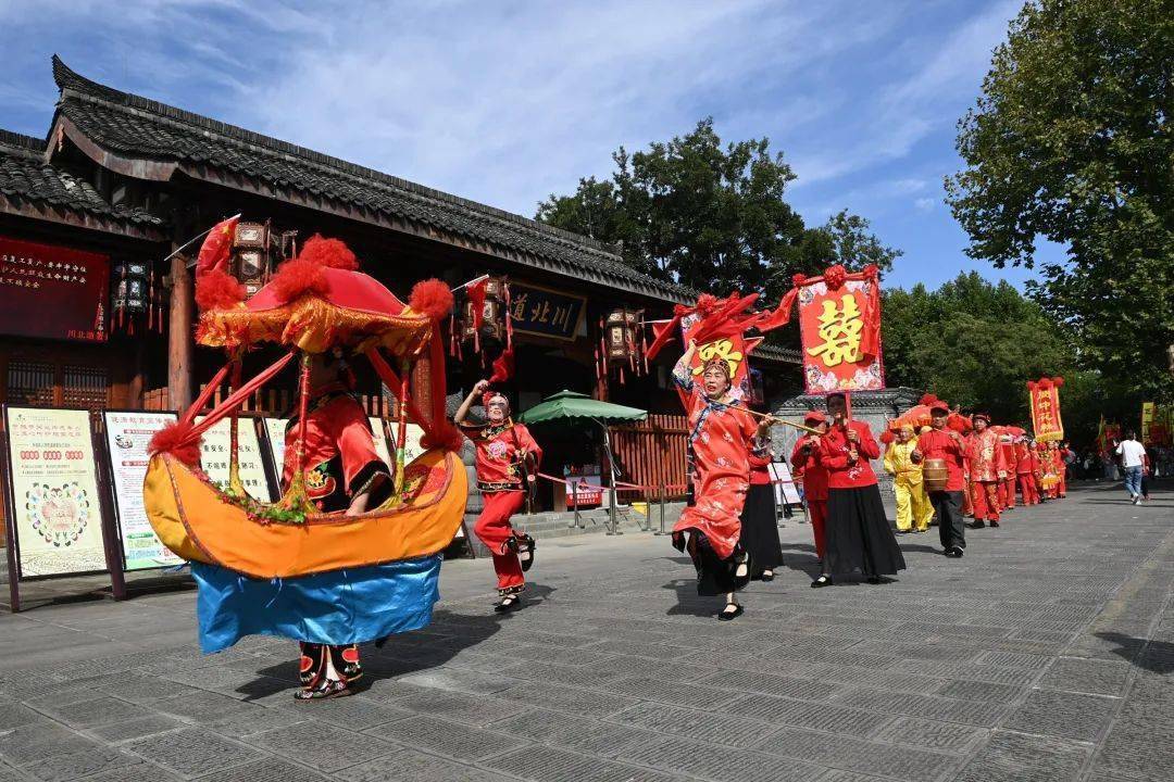 獻禮祖國|閬中古城民俗節目賀國慶_遊客_旅遊_景區