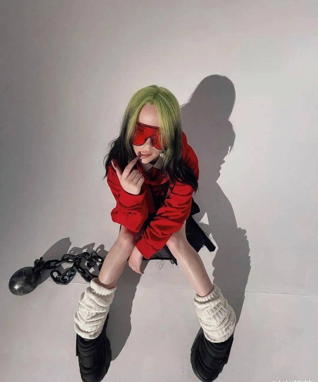 了billie穿裙子,终于明白穿衣对人的影响有多大_emma_roberts_碧梨