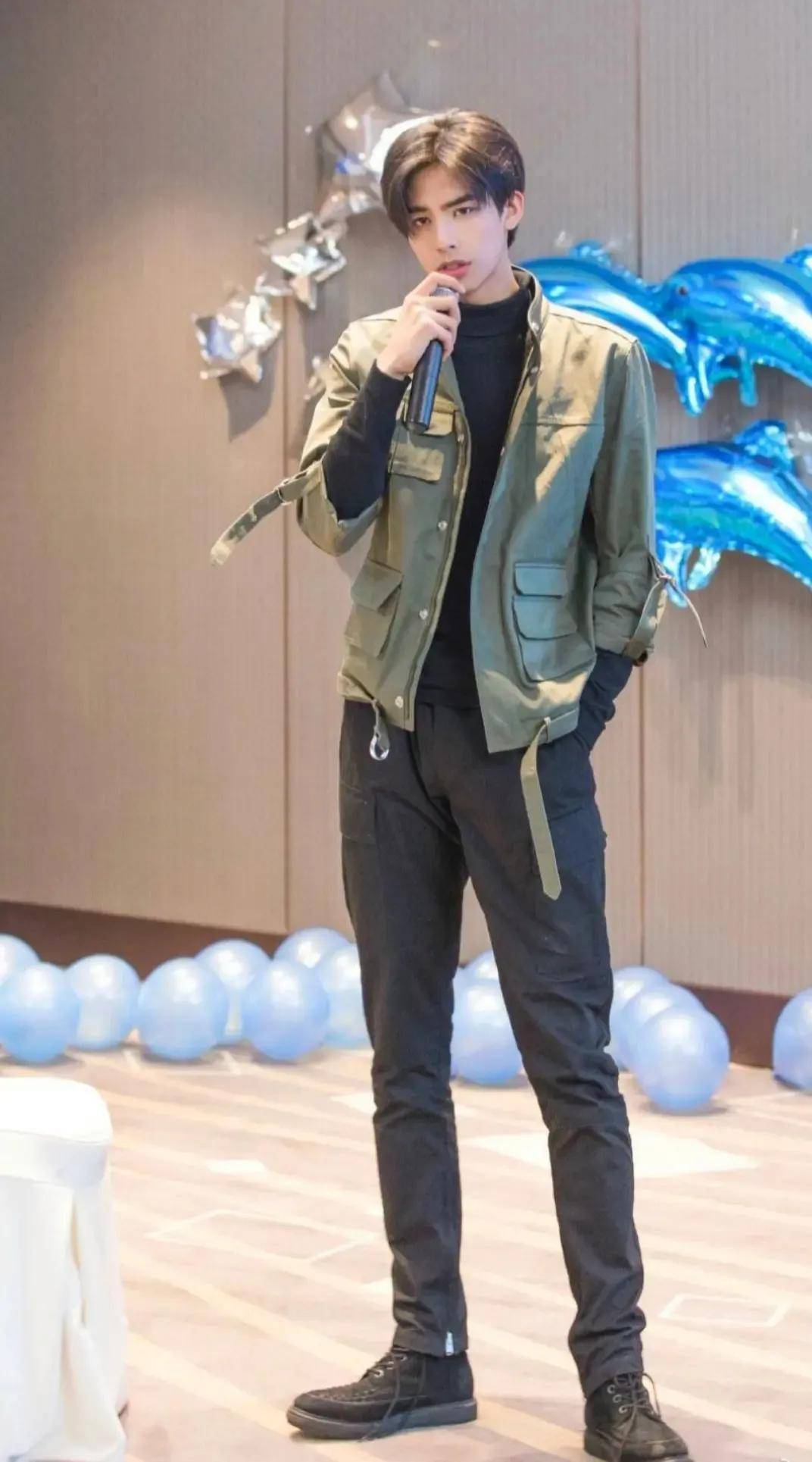 身高185的90后男演员,胡一天遭质疑,刘昊然有点意外_剧中_网友_吴亦凡