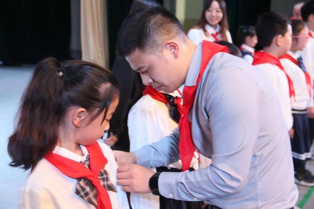喜迎二十大 争做好队员——盐城市新洋实验小学开展主题系列活动_少先