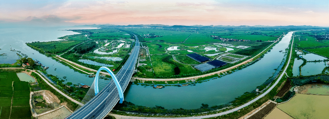 馬尾河溼地公園位於巢湖市槐林鎮與廬江縣盛橋鎮交界處,近千畝的大