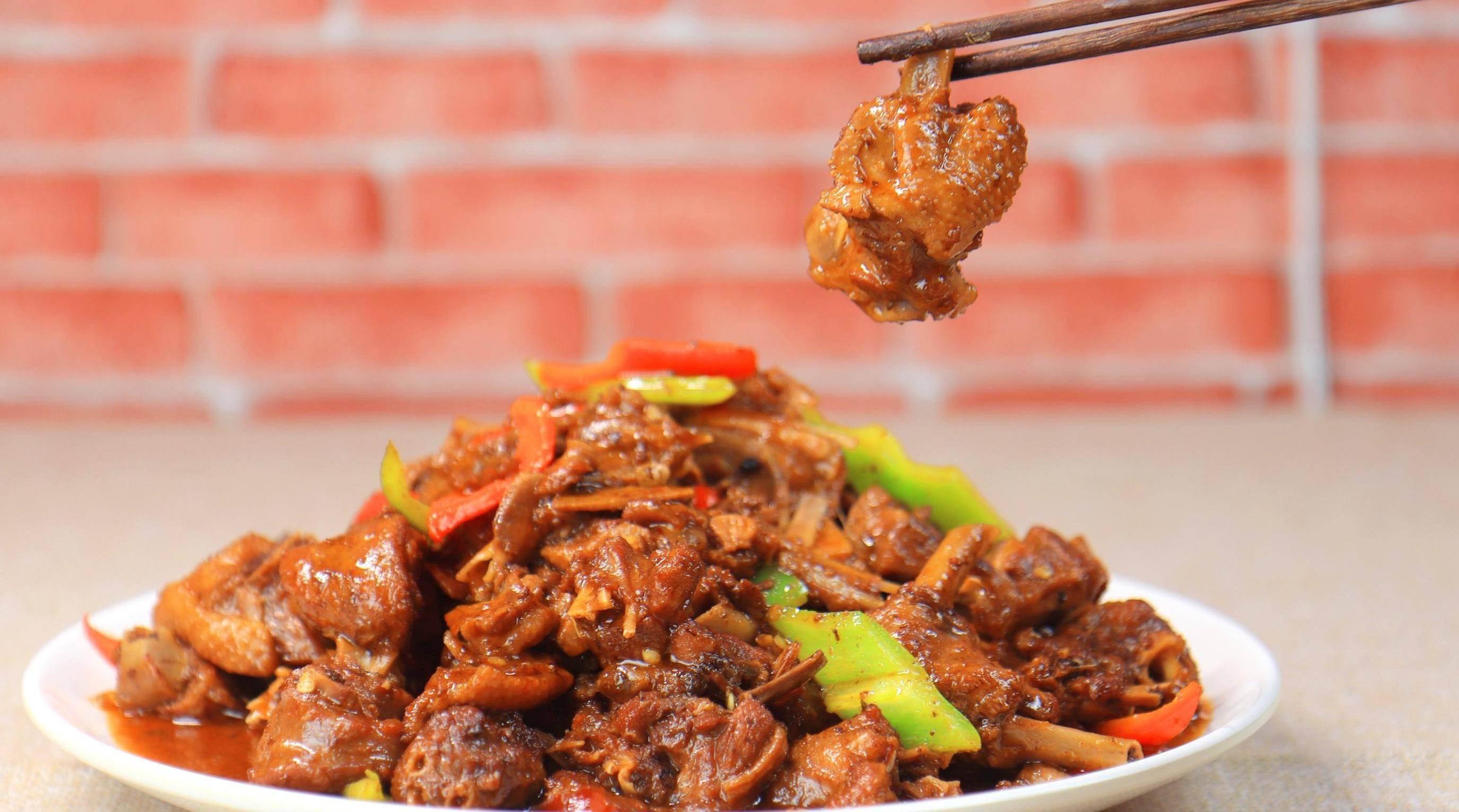 家常鹅肉怎么做才好吃,学会这一招,鹅肉不腥也不柴,做法还简单_阿飞