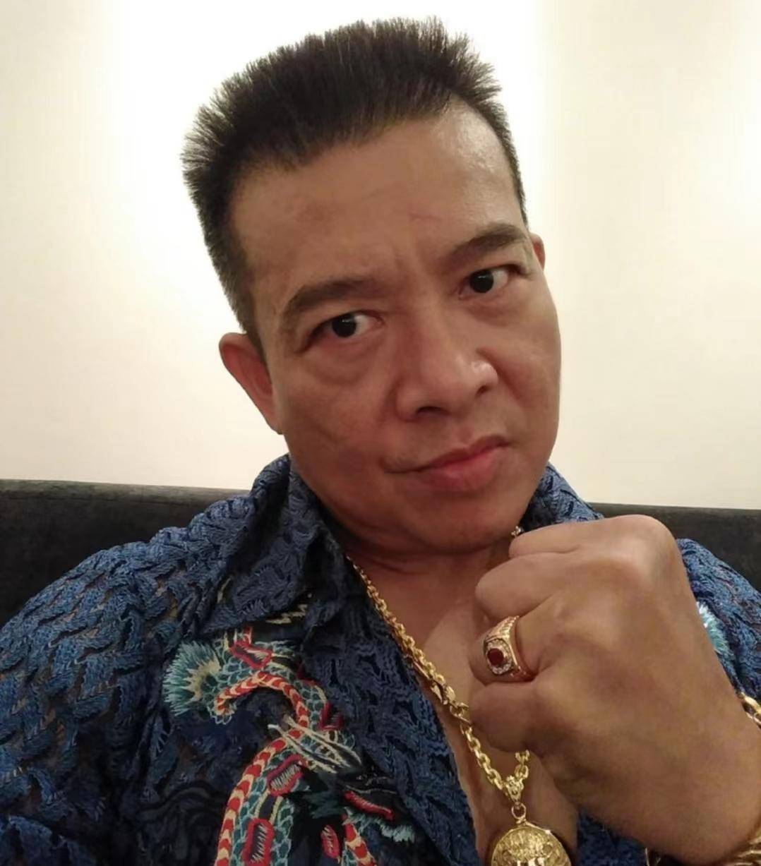 知名港星与妻庆祝结婚19周年,曾不介意男方分手拖足7年_吴毅_唐丽球