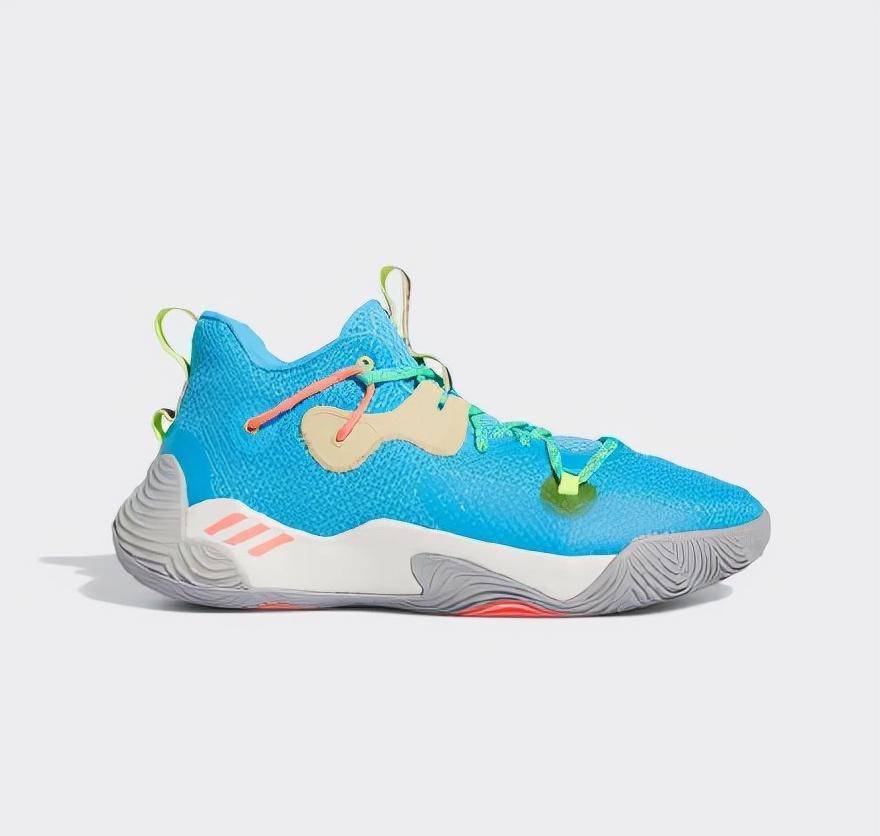 科比球鞋归来,米切尔3代配色美翻,哈登团队款拉后腿_感觉_鞋子_签名