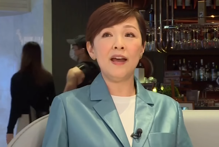 tvb女星吴咏虹近况!息影后转行当形象指导,成单亲妈妈独自带娃