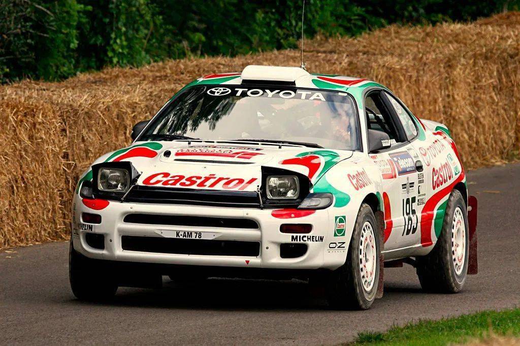拉力赛场,除了三菱evo,斯巴鲁wrx,还有就是丰田的celica_搜狐汽车