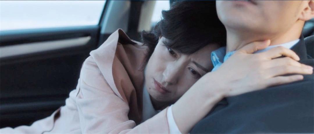 比凌玲,林有有还心机的小三来了,悬疑剧《白色月光》放反转大招_杨雁