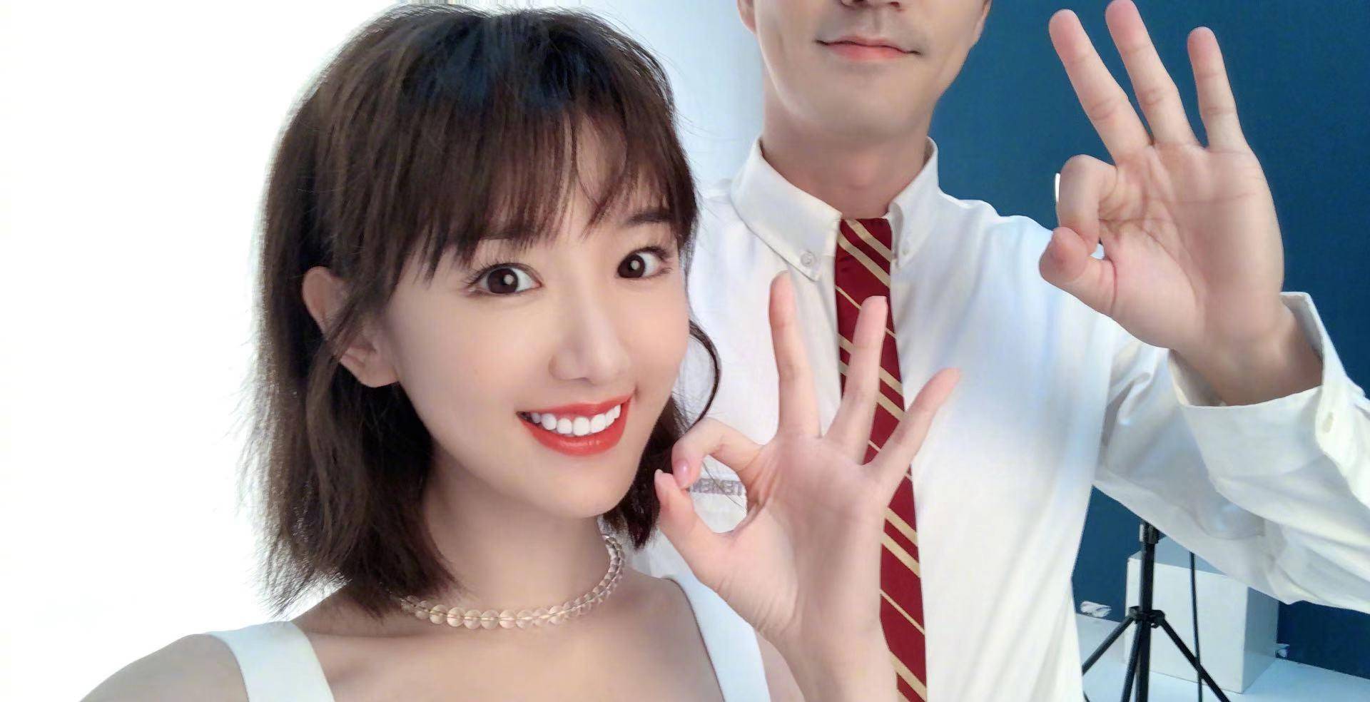 网曝杨玏在追毛晓彤?