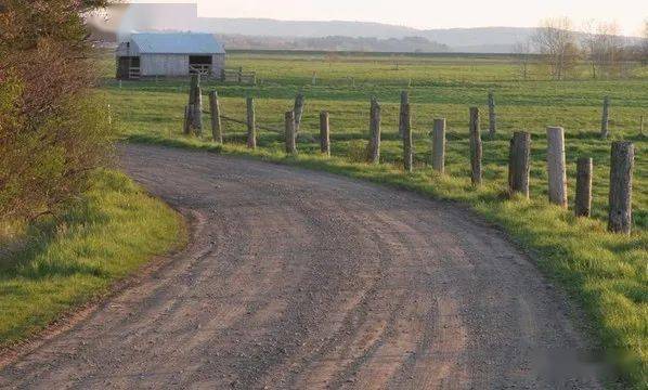 王文琴‖一条炭渣路