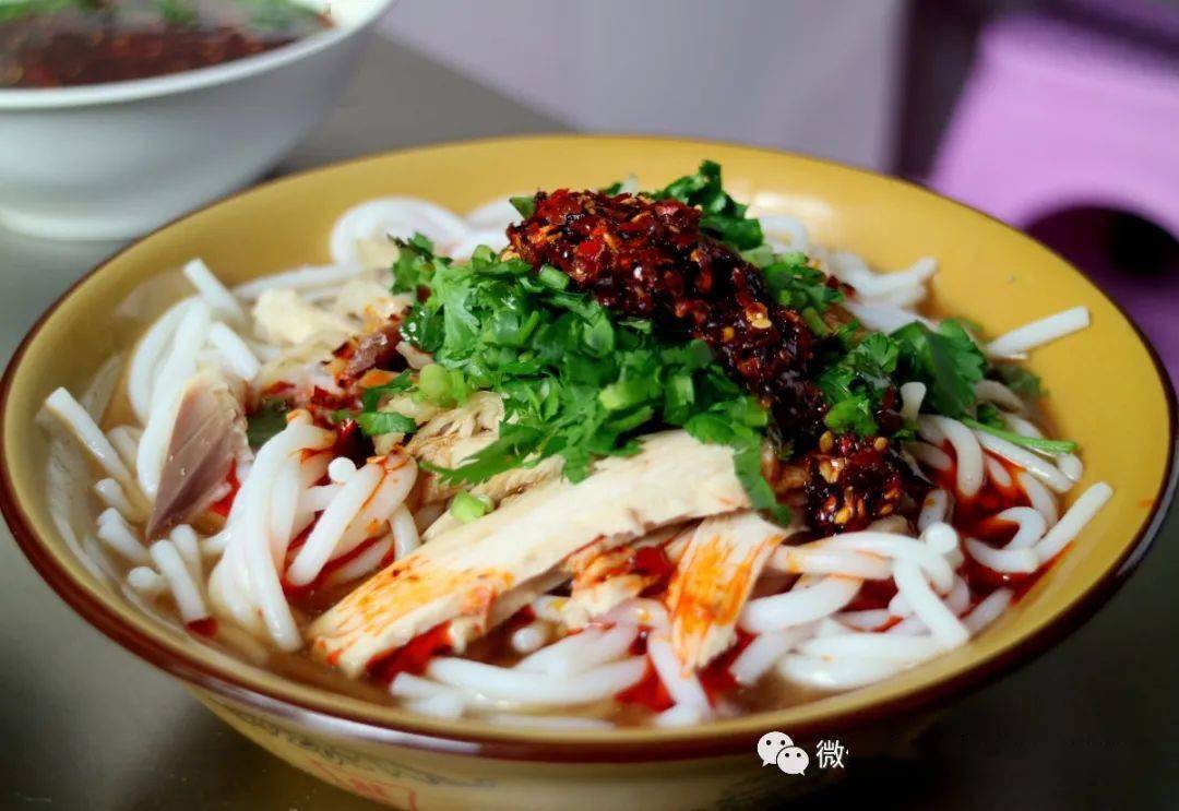 【小城三餐】18午吃碗凉卷粉_石林_板桥_米线