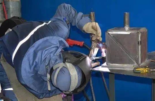 焊接中为什么要选用氩弧焊打底,优点有哪些?_金属_手工_接头