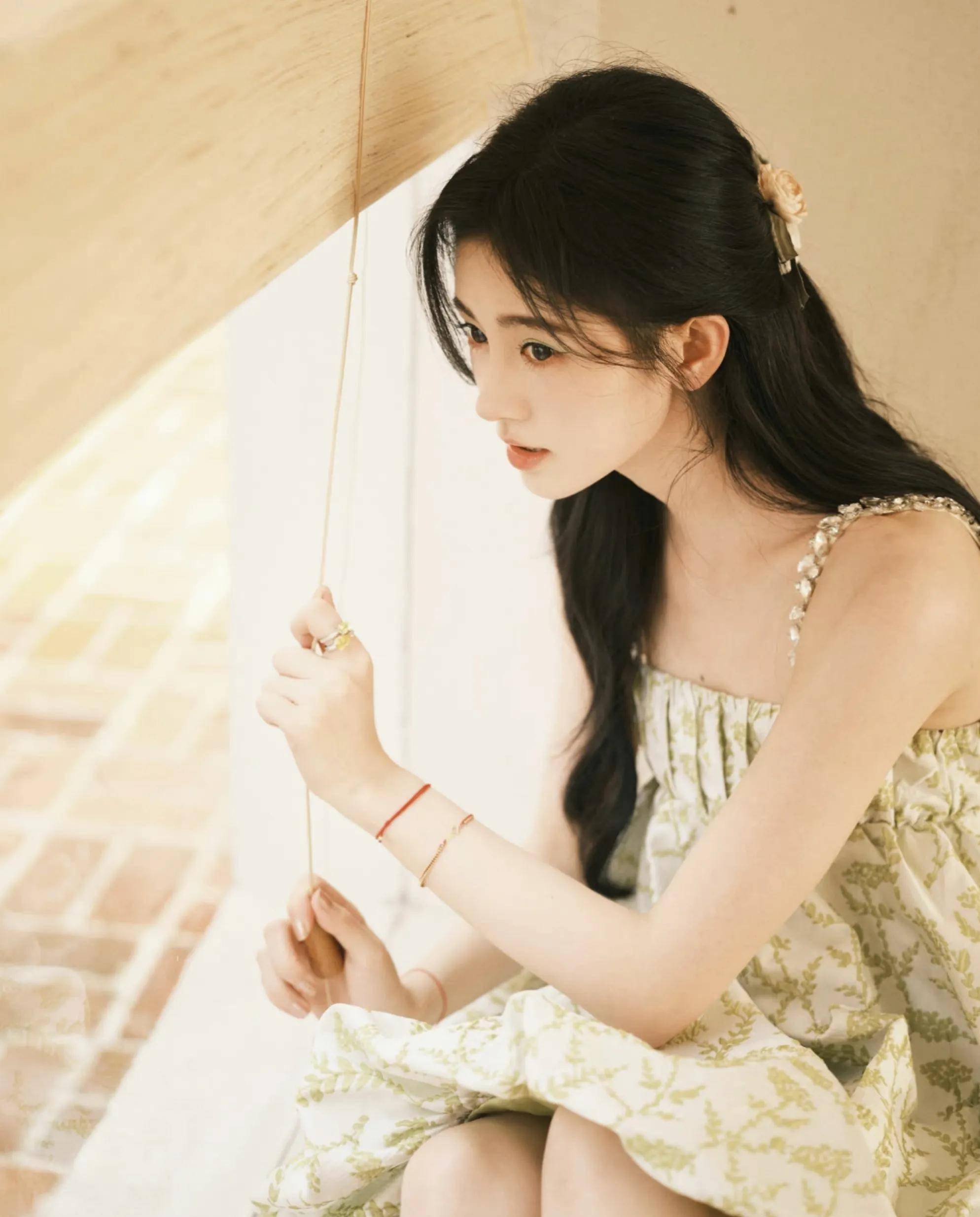 女明星鞠婧祎写真合集:婀娜多姿,闭月羞花_鞠婧祎_女明星_写真
