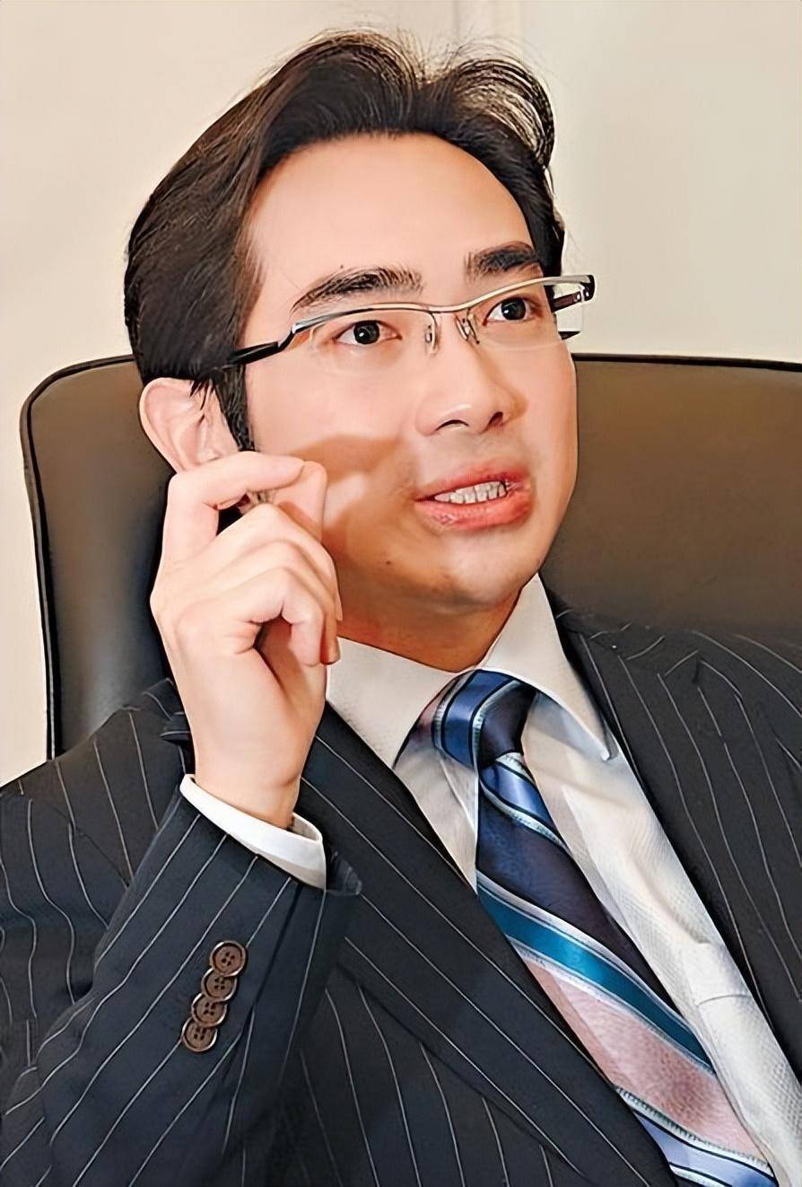 黎姿:出身电影世家,曾爱过老男人,被传为救弟弟嫁"二代跛豪"_马廷_黄