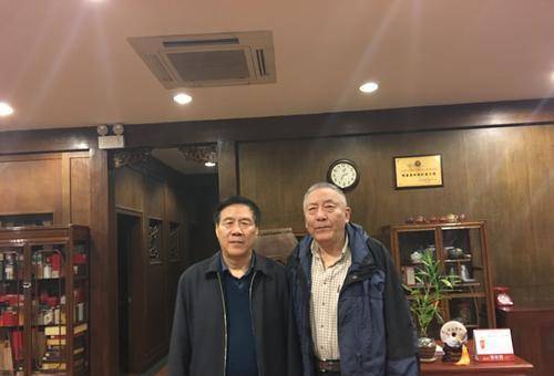 罗炳辉之子罗新安:两岁丧父,对父亲牺牲耿耿于怀,75岁放下怨恨_罗承