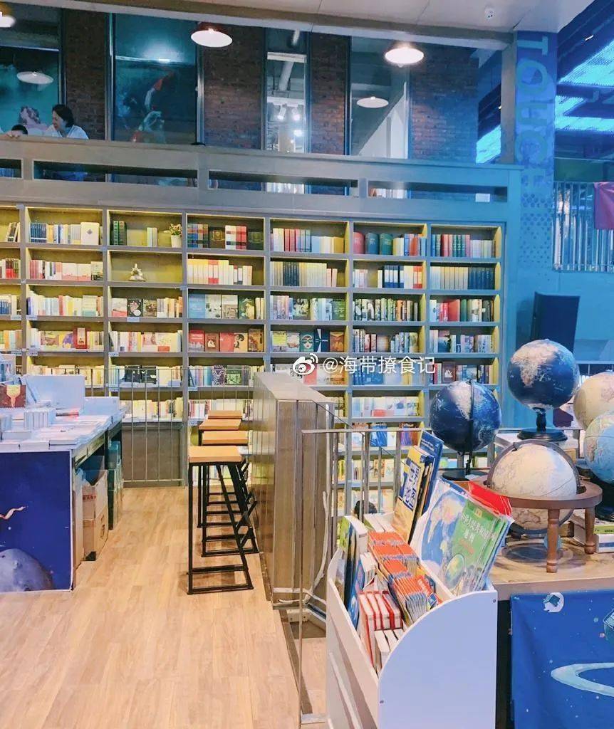 图源 | 小红书@没鱼塘的阿略三联书店△图源 | 微博@阿姜呀呀呀感受
