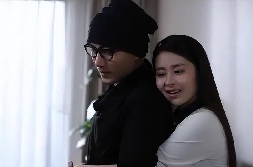 "娱圈白莲"颖儿:遭黄圣依忌惮八年,惹杨幂反感,拍戏导致流产_杨子和