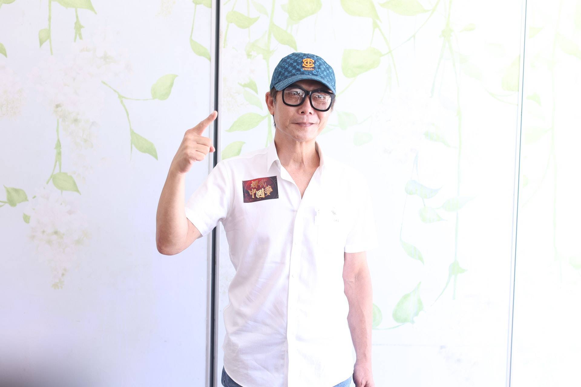 钱小豪近照瘦脱相,59岁仍替儿子操心,供他开赛车学泰拳及考船照_减肥