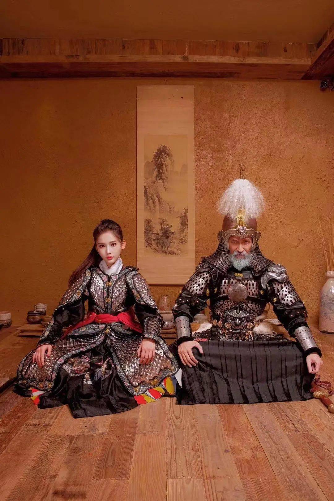 清美学霸设计中国甲胄服饰！火爆汉服界！又燃又帅炸！汉服才是yyds！_张超_发展_铠甲