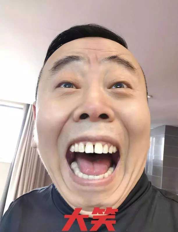 反诈老陈疑精神出问题,直播时狂吼眼神吓人,没想到潘长江更严重_网友